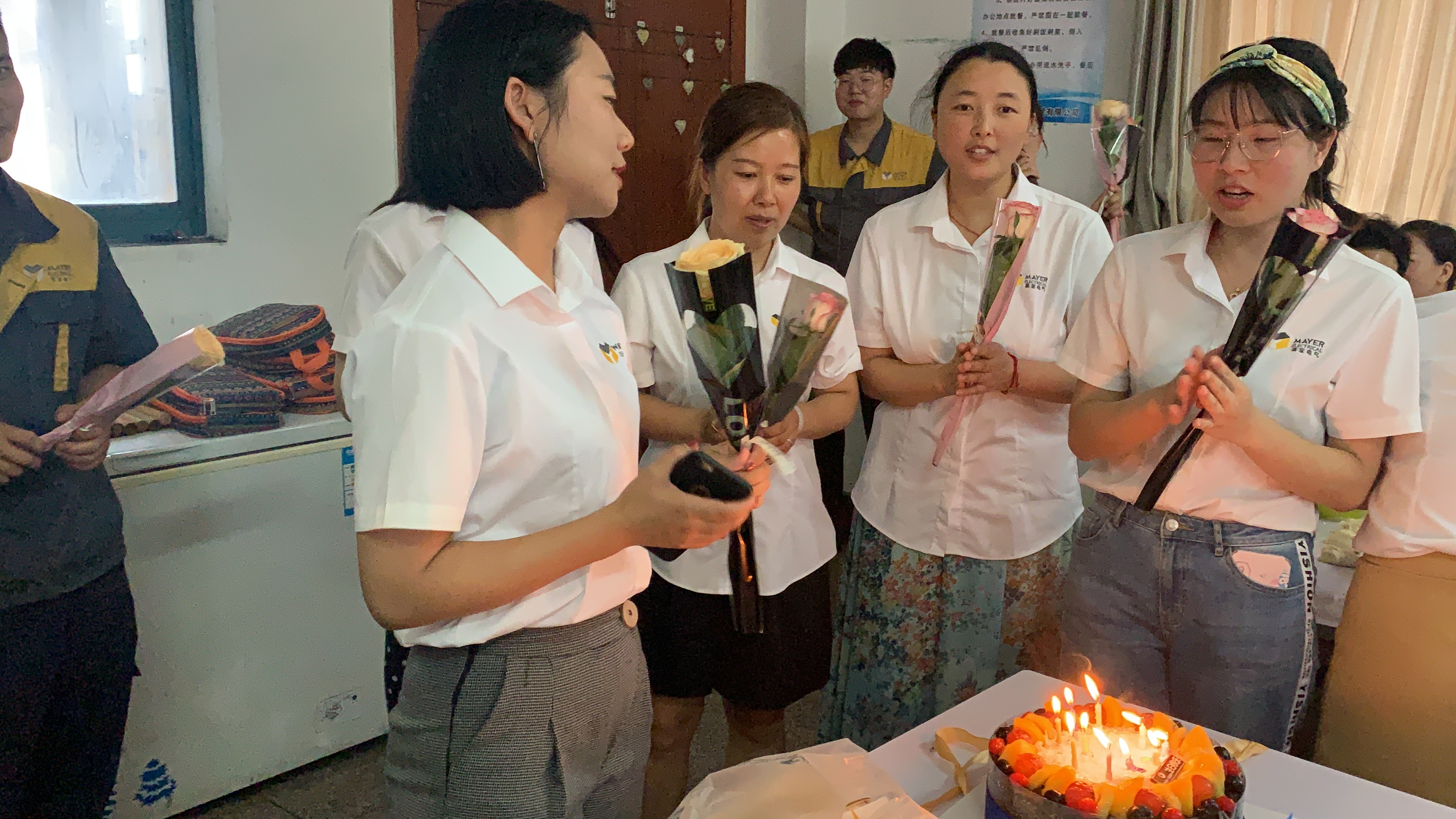 万中万工业2021.7月生日会